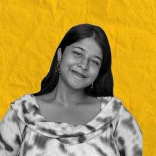 Nanditha•Social media manager & coach