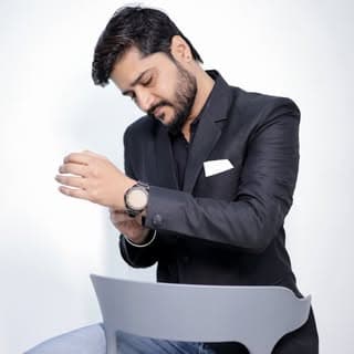 Hair dresser Umesh Jotangiya