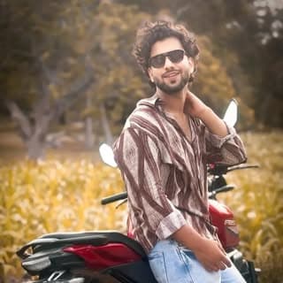 🖤 ⃝ᶦᵅᶬ᭄شیخ🖤