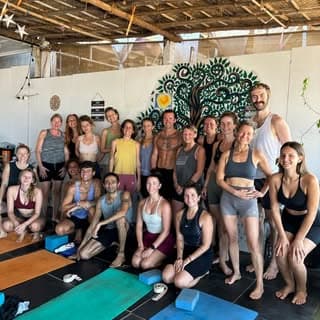 Maanav - Aerial • Ashtang • Hatha • Vinyasa ⚕