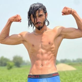 handsomeindianboys_ official page