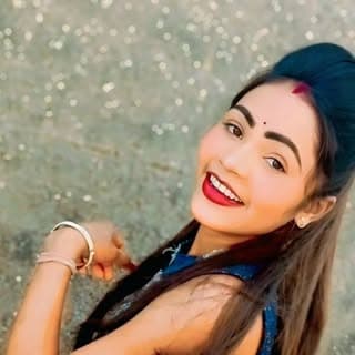 ♥️😇🫅तुमची लाडकी चिऊ♥️😇🫅