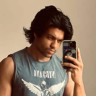 akhil • Online Fitness Coach