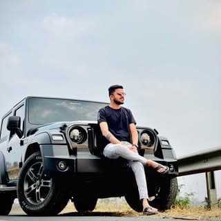 ʜʀᴜᴛɪᴋ ᴊᴀᴅʜᴀᴠ