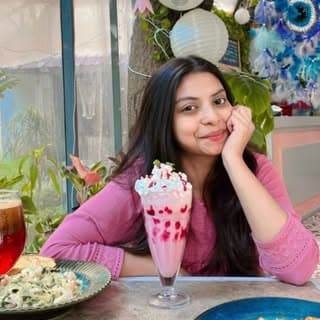 Anya & Sainaz||Kolkata Blogger