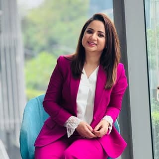 Aparnaa Moazzam | KhabarWali