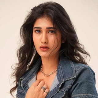 AMRUTHA CHOWDARY✨