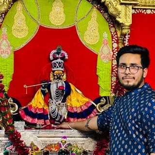 Nitin Vaishnav | Pujari