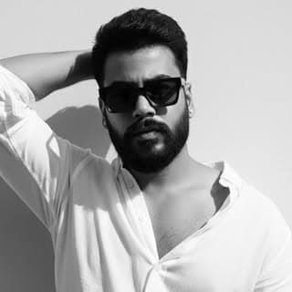 Nagina Sethi (Varun Sethi)