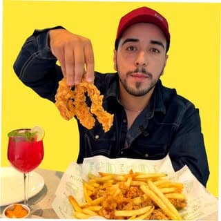 Foodie Zubair (KASHMIRI??)