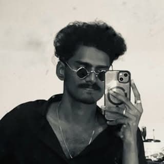 പവി 🦅