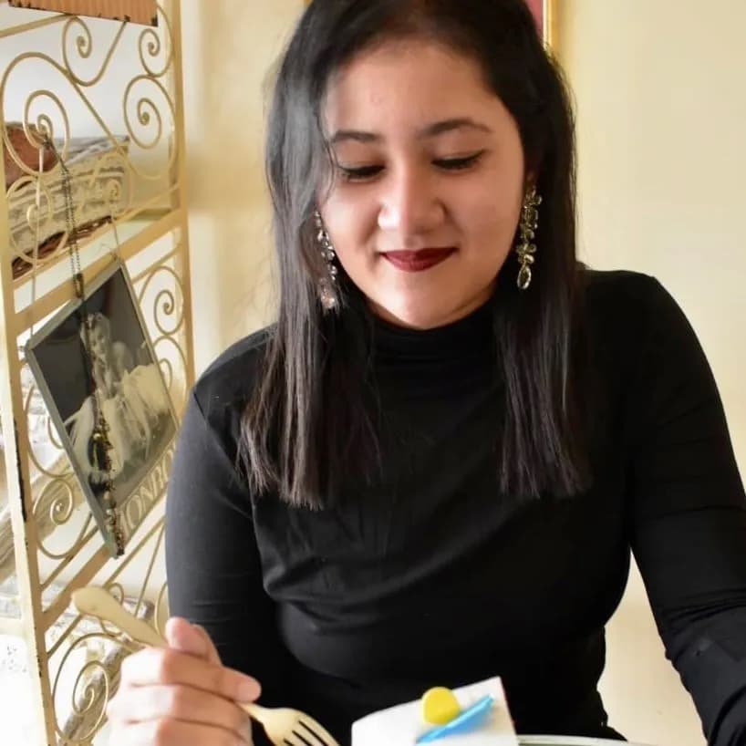 Ishita Dan || Kolkata food blogger