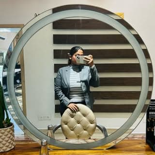 ➡️F-R-Ï-Ē-Đ-Ā...Ň-Ē-H-Ä⬅️