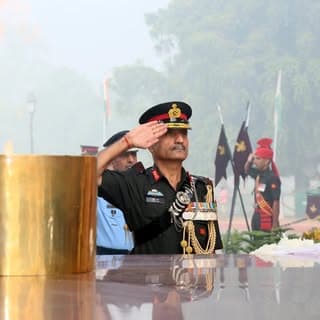 Lt Gen Satish Dua ??