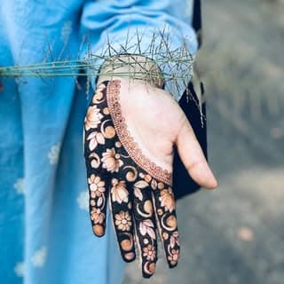 Ladeeda samad