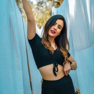 Rashmi Rai !Mom!Fitness!Travel