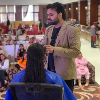 Mr. dev (hair expert)
