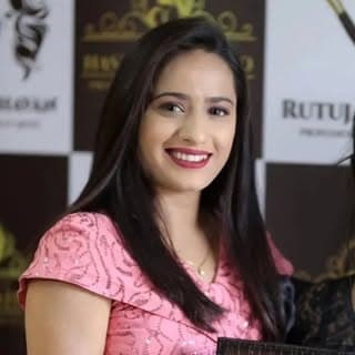hastakala_ Makeup_ Studio