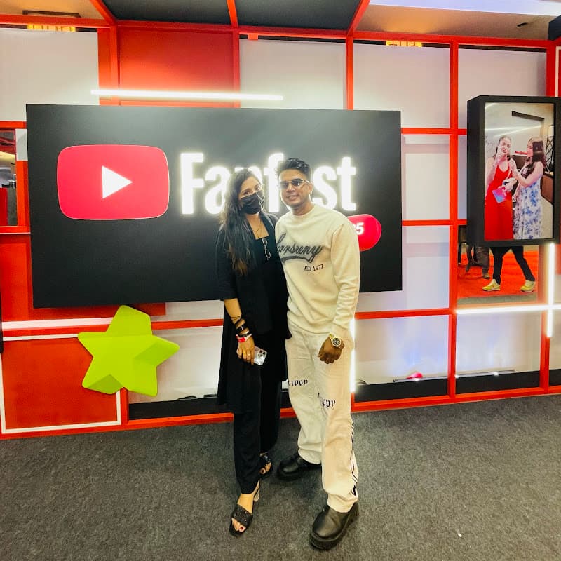 Noor LifeStyle Vlogger - Noor Mohammad shaikh