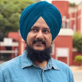 MUA Mandeep Singh
