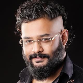 Unique Borah Photography/Institute