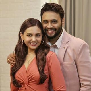 Deepika Vedpathak & Prasad Vedpathak