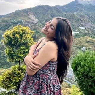 DIVYANSHI