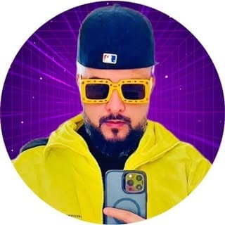 Gunjan Sharma | Dj & Vocalist.