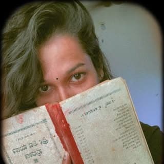 ಅಲೆದಾಡುವ ಪುಸ್ತಕ