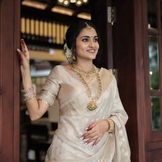 FAIR AND GLOW BRIDAL MAKEUP