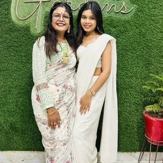 rekha and paridhi sahu