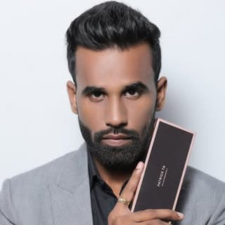 Rahil / Bridal Makeup Artist ?