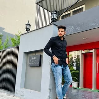 ℕ𝕀𝕂ℍ𝕀𝕃 𝔾𝕌ℙ𝕋𝔸