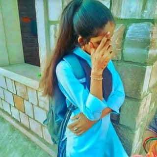 _PRIYA_GODARA_ 🔵