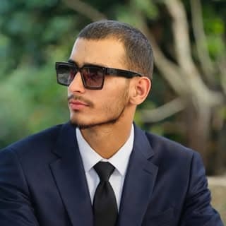 Faisal lefty