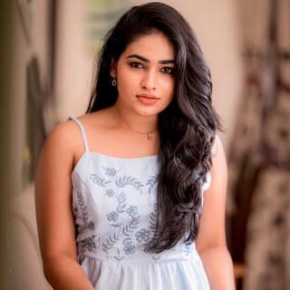 Shruthi Selvam Official