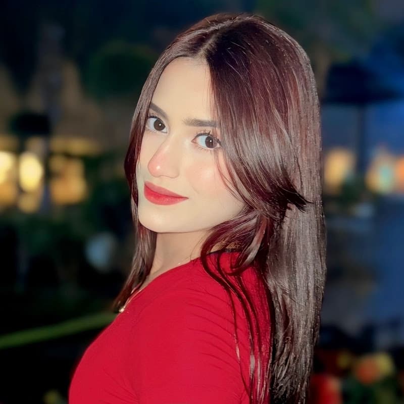 Jinwani Jain and Dhwani Jain