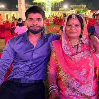 🦁👑 SHUBHAM PANDIT (राज मुखिया)👑🦁