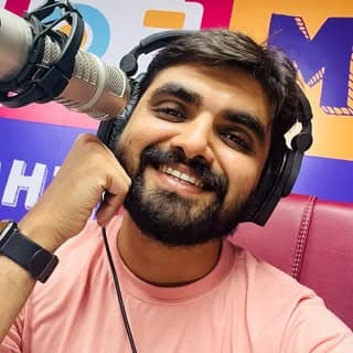 RJ RAVI | Radio Jockey π»