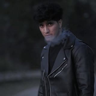 • Kartike ⚠️ vatta •