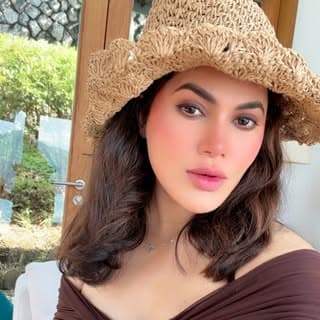 Harshiita chaudhary
