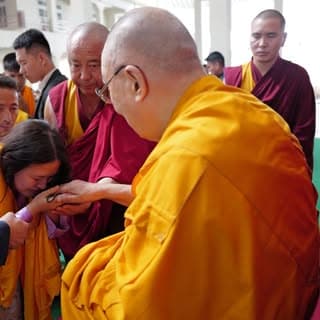 🧿དབྱངས་ཅན་ཟླ་བ་🧿