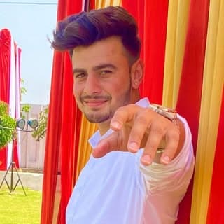 ?Vishal Singh Rájpút??