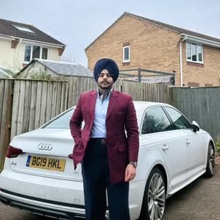ਅਨਮੋਲ ਭੁੱਲਰ
