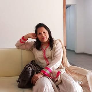 Dr. Anita hiran